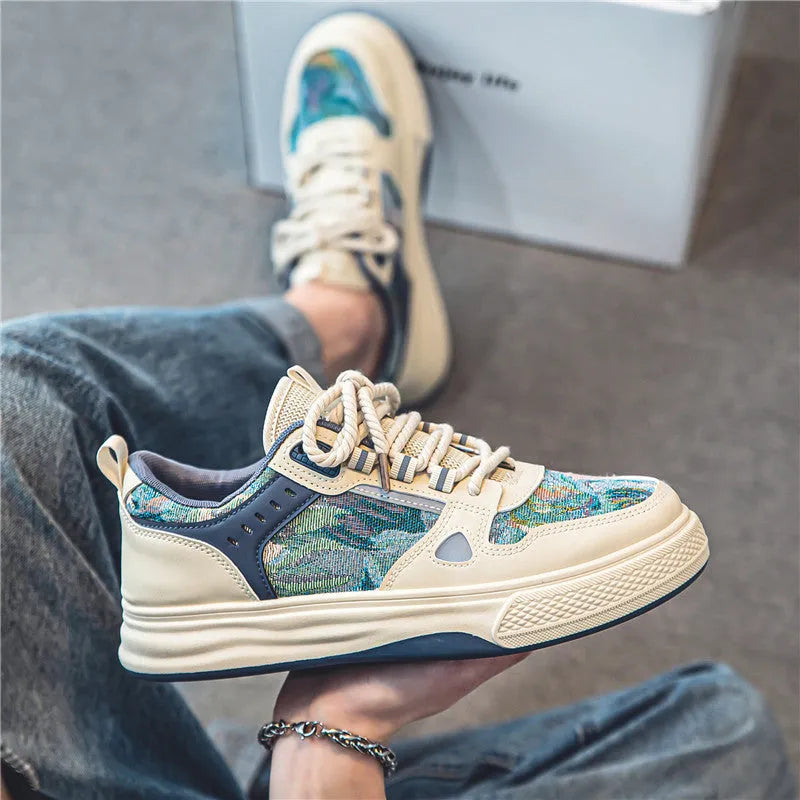 Canvas casual shoes with flat heel in Milan green and beige colour options