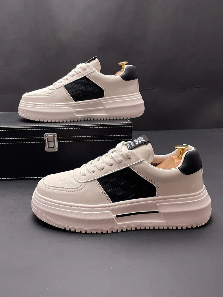 Unisex cloth casual shoes with rubber foam soles in white-green and white-black colour options
