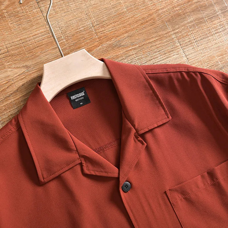 Men's lightweight loose fit short sleeve shirt in solid colour with cardigan style