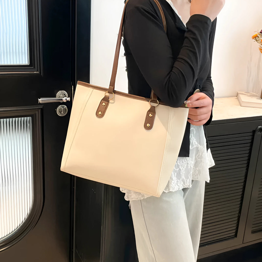 Korean style horizontal square shoulder underarm bag in PU material with sandwich pocket design