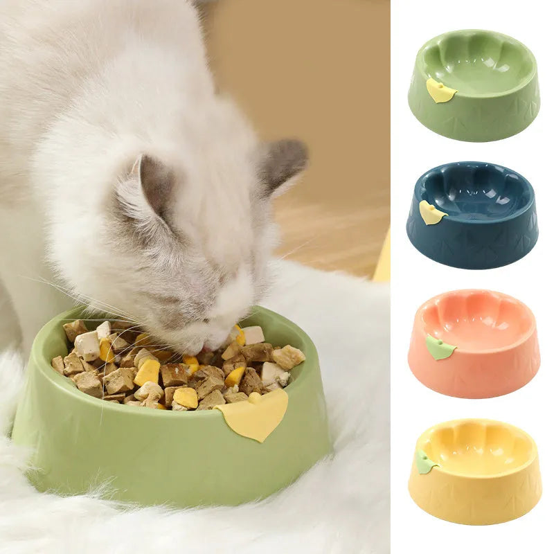 Double plastic pet bowl in flower shape with anti-tipping design for food and water