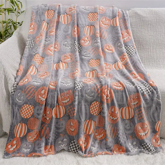 Cartoon print flannel blanket for children with air conditioner cover function in two size options