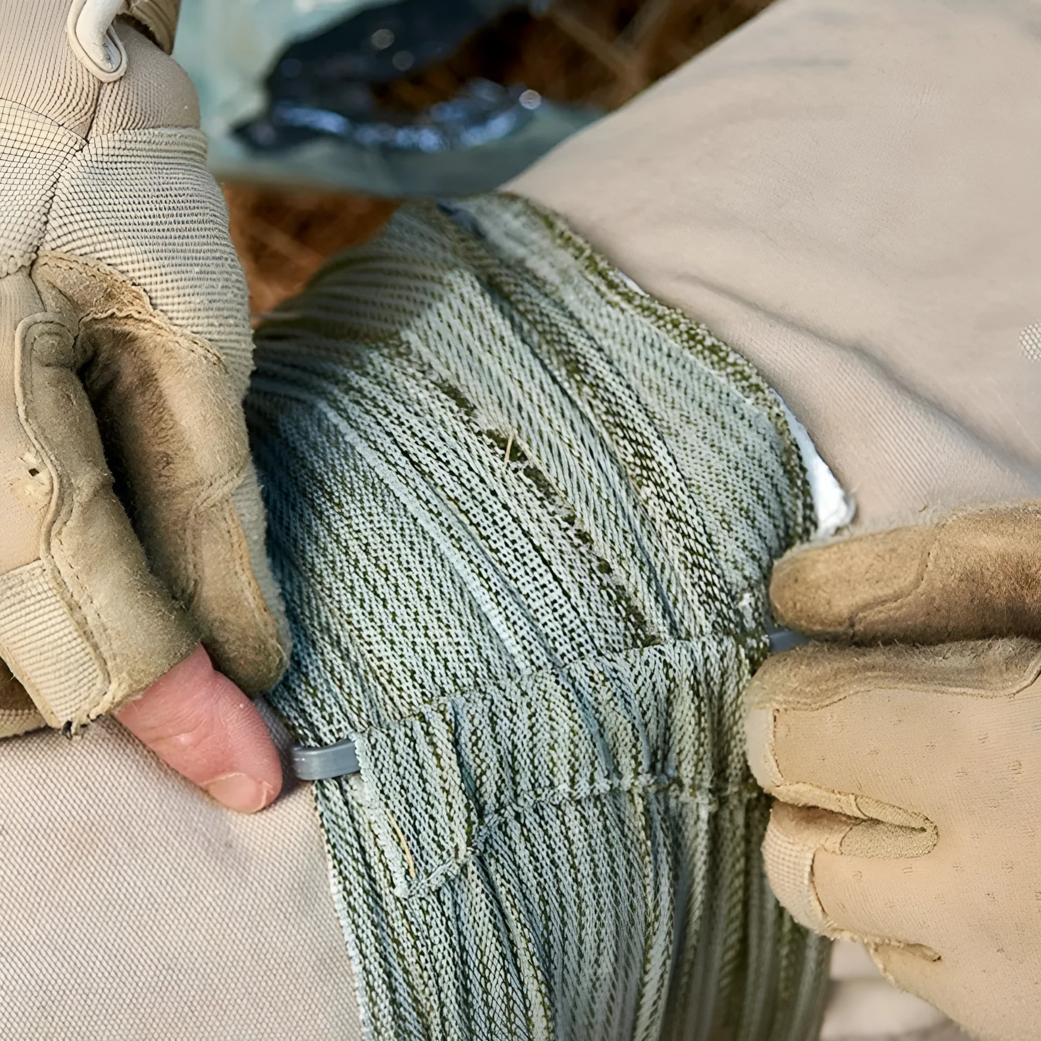 Simple portable hemostatic bandage and tactical gauze tape in 4 inch and 6 inch sizes