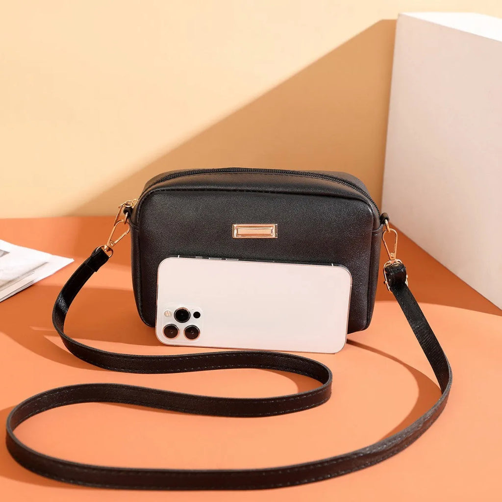 Women's solid colour PU shoulder bag in urban simplicity style with three-dimensional pocket