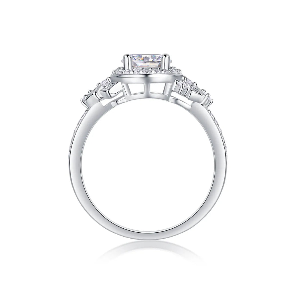 Harbor Clear Sky 1-carat moissanite wedding ring set on a white background with platinum-plated S925 silver band