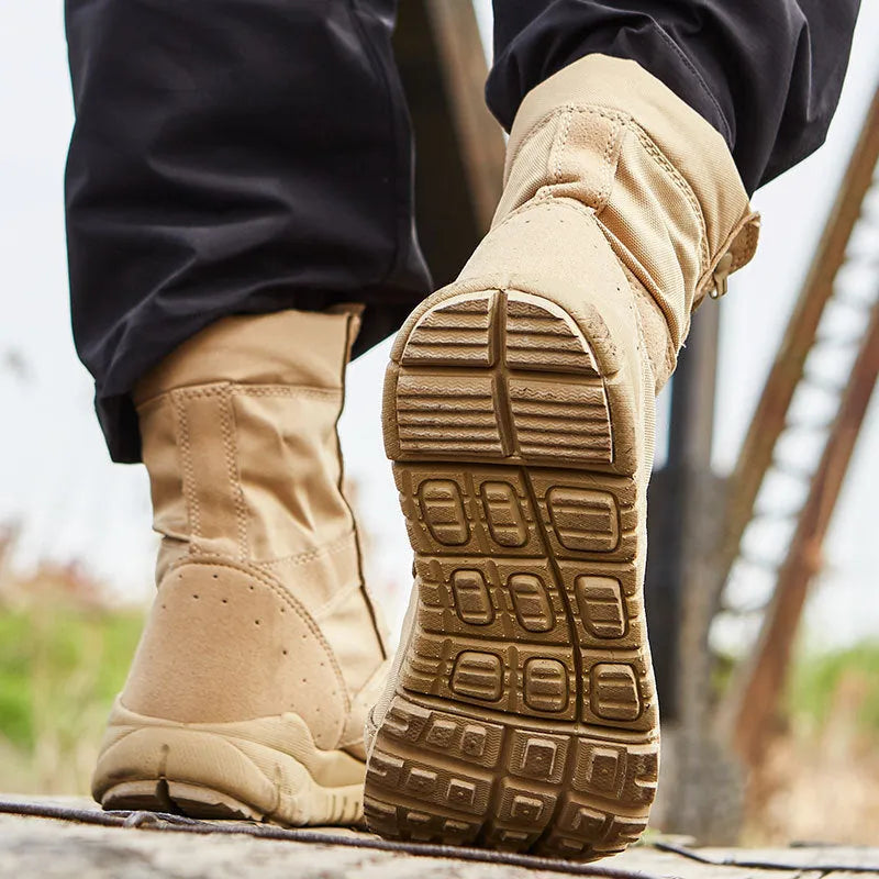 Yulong summer tactical desert combat boots in black and sand colours for outdoor climbing and hiking.