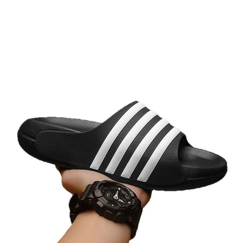 Casual sports slippers with EVA sole and PVC upper in neutral leisure style
