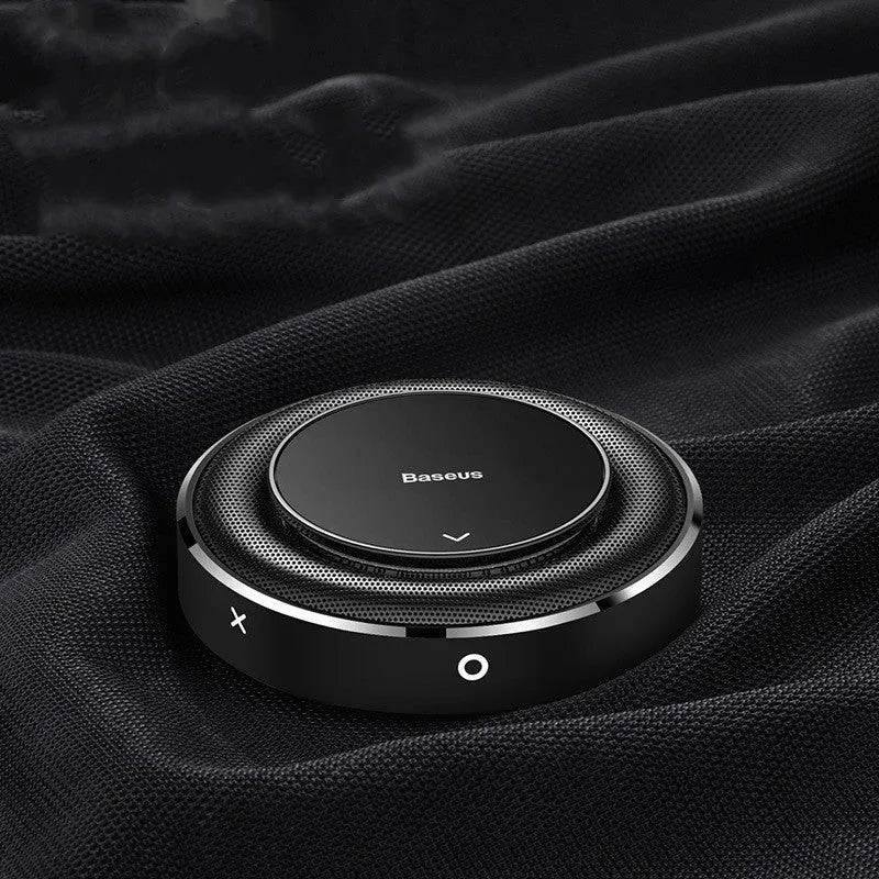 Round aluminium alloy car fragrance holder in black, red, or silver with four replacement tablets