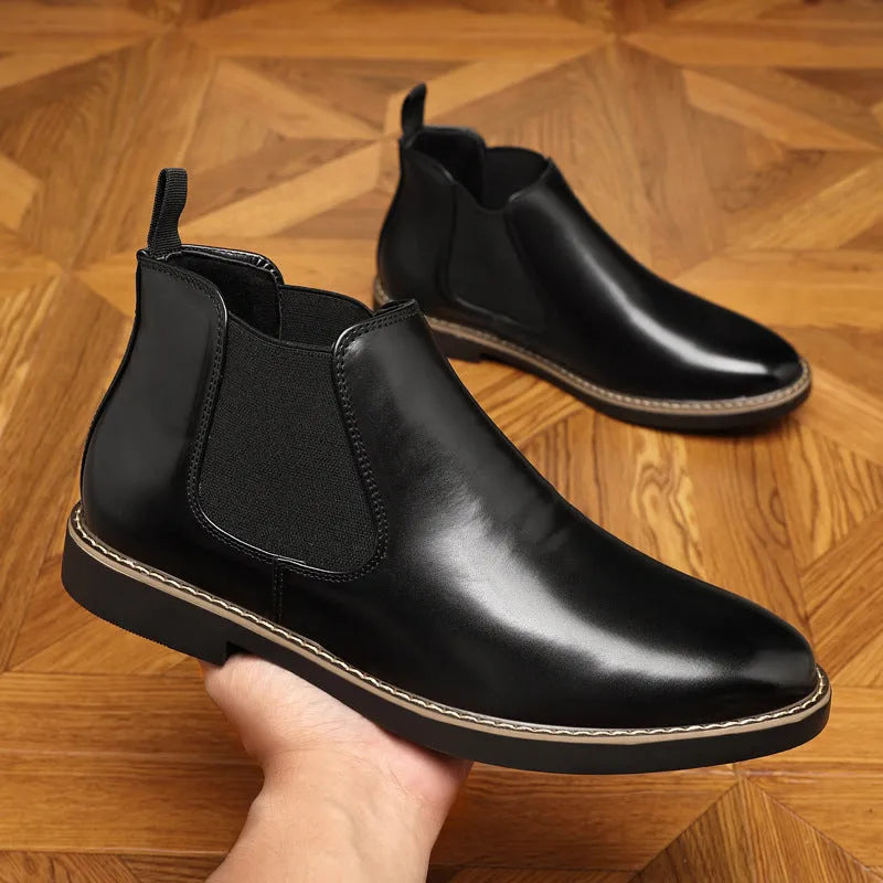 Formal pointed-toe leather boots with square heel in black and brown colour options