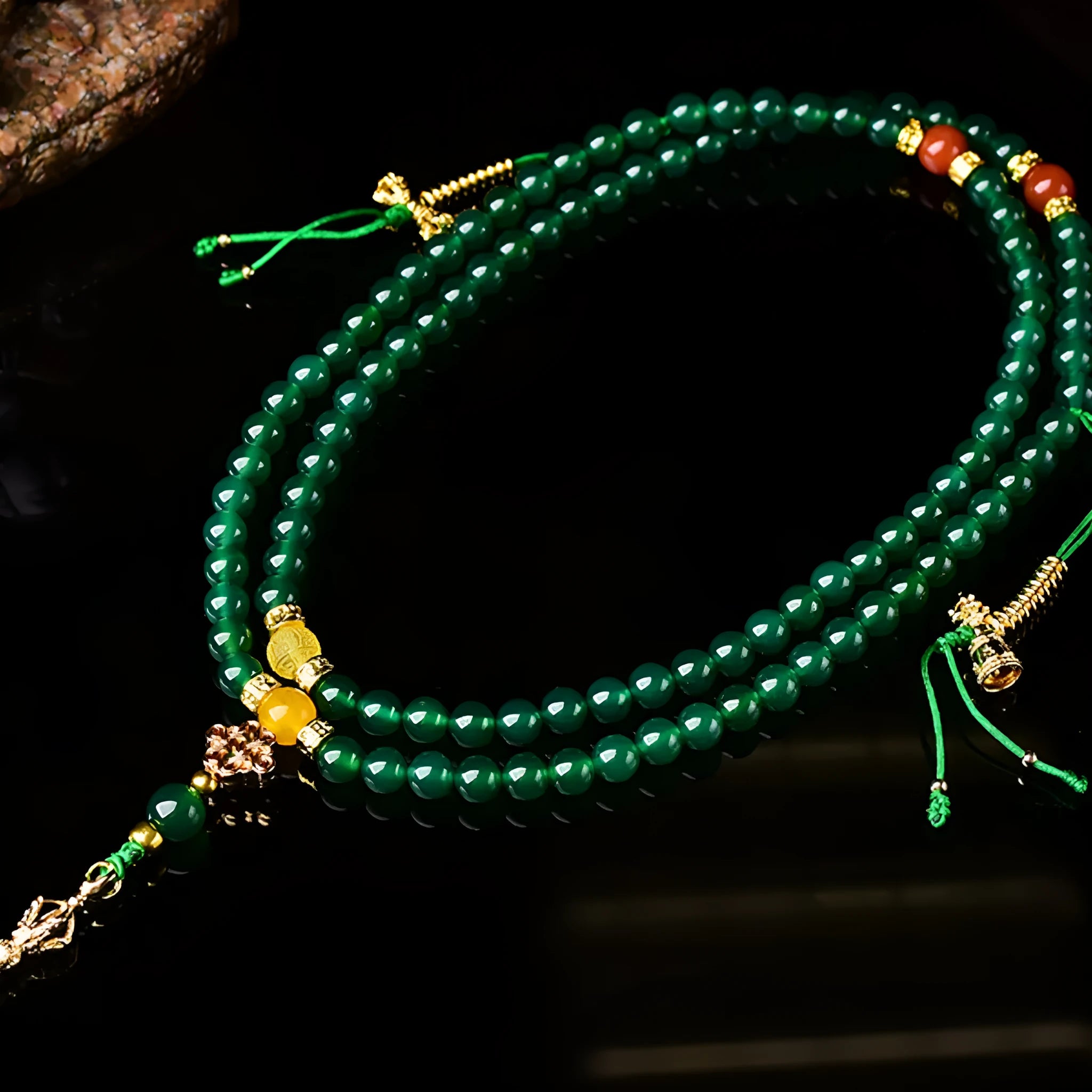 Brazilian natural green agate multi-circle bracelet for men and women on a wrist