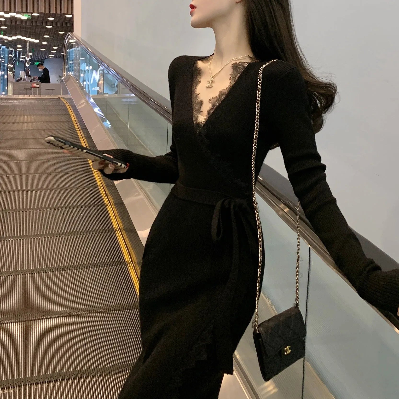 Black solid colour women's woolen princess dress skirt in slim fit free size