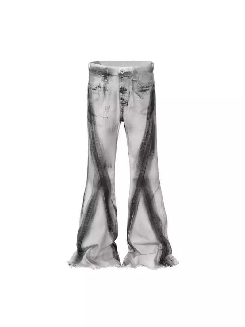 Mid waist selvedge style jeans with black ribbon gradient colour and zip fly opening