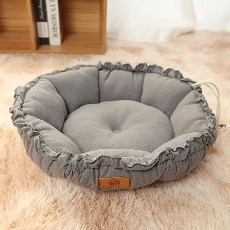 Reversible donut pet bed for cats and small dogs in grey colour