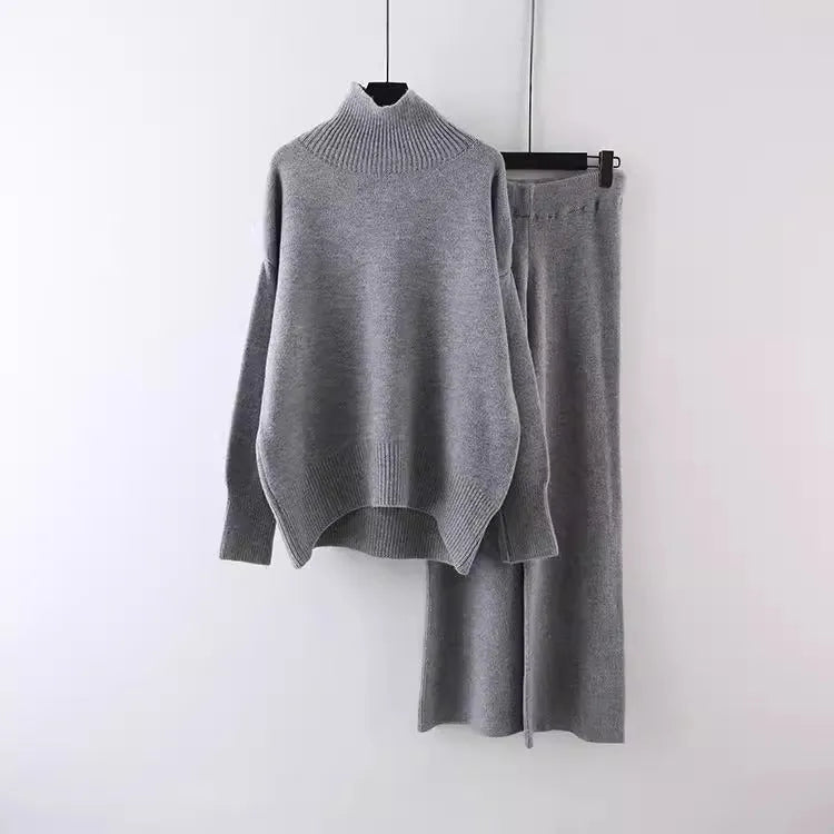 Women's beige acrylic sweater and wide-leg trousers two-piece casual set