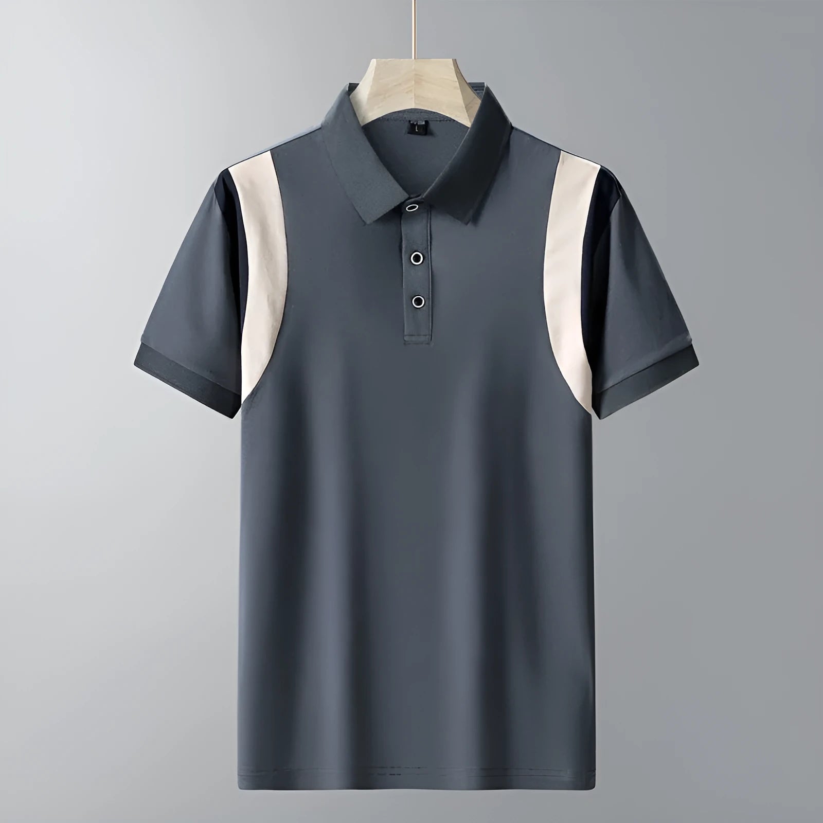 Man wearing a grey striped short-sleeved cotton T-shirt with a loose Korean-style fit.