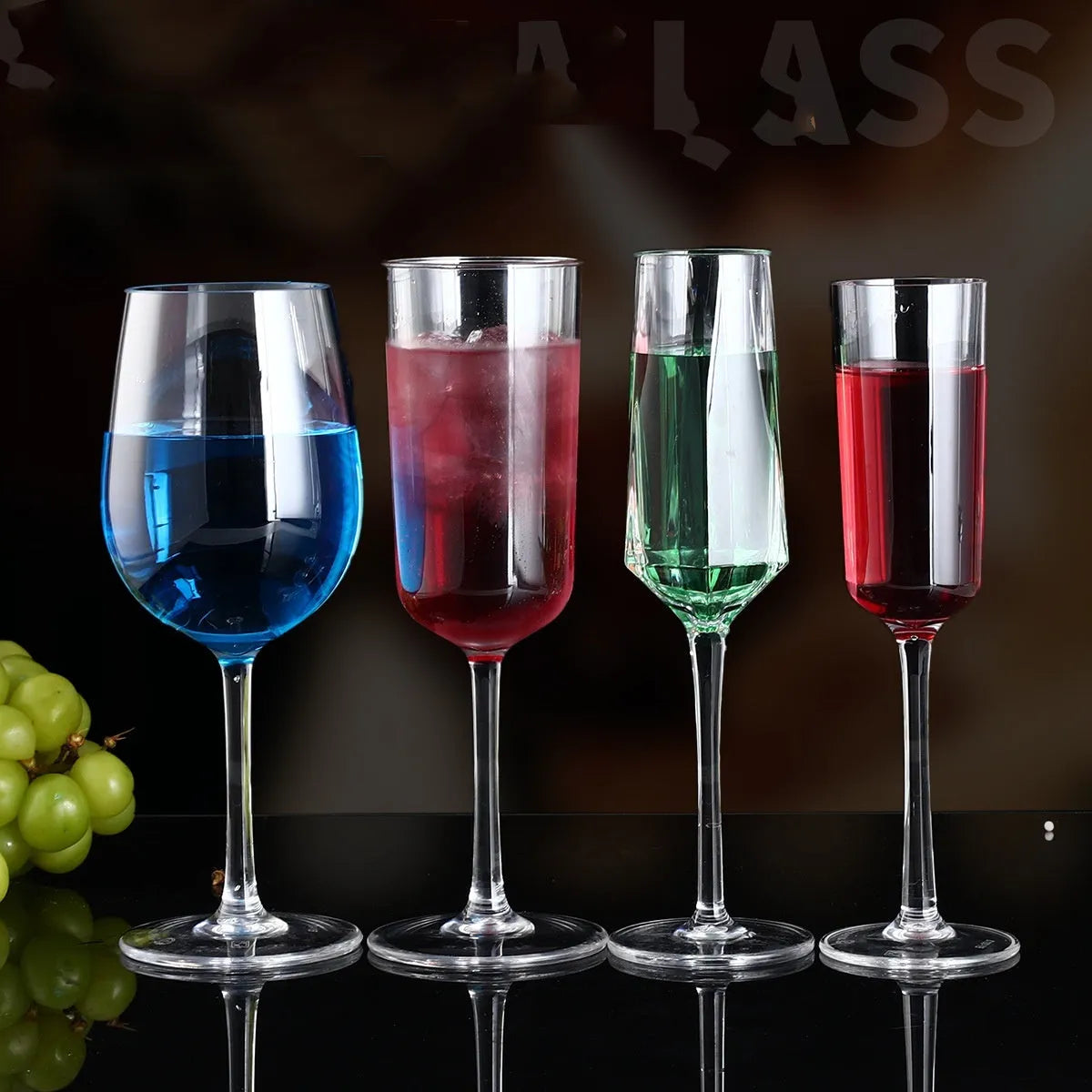 Modern acrylic wine glass in clear plastic with 300ml and 550ml capacity options