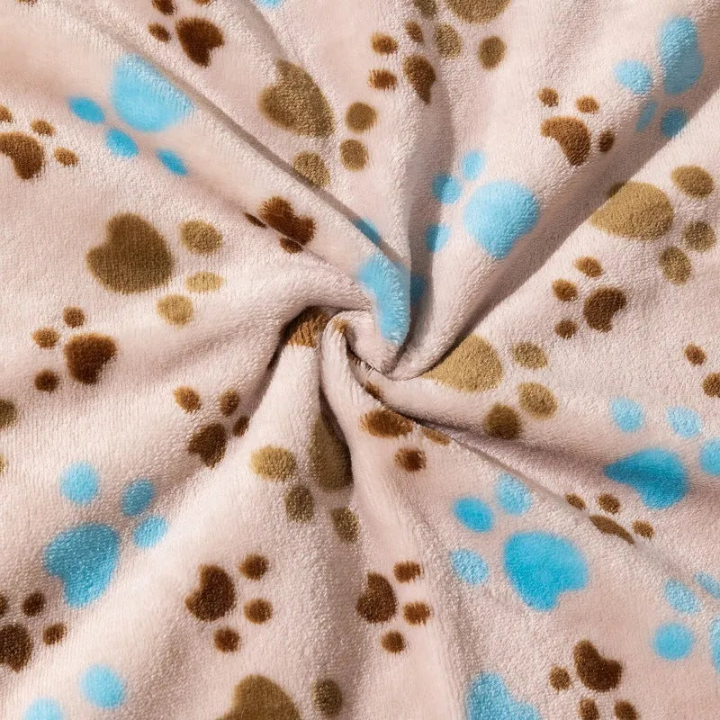 Blue Dog cartoon pattern double-sided flannel pet blanket laid flat, showing its 100x120cm size.
