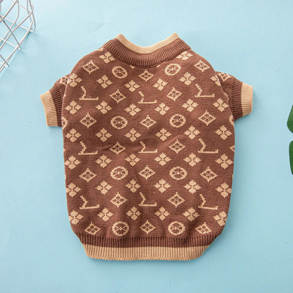 Thick wool dog sweater in monochrome or two-tone colours for autumn winter wear