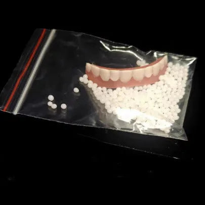 Silicone simulation smile dentures tooth socket in colour box packaging