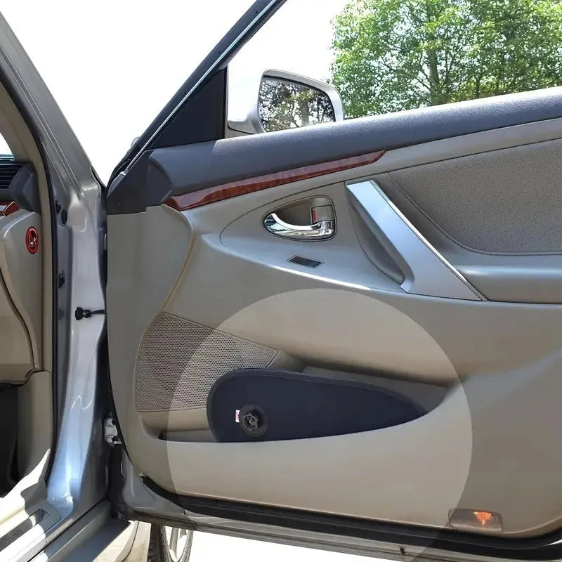 Breathable adjustable car side window shade with suction cups for baby sun protection.