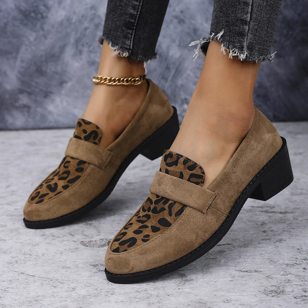Leopard print suede slip-on pumps with chunky mid-heel and pointed toe in pink colour