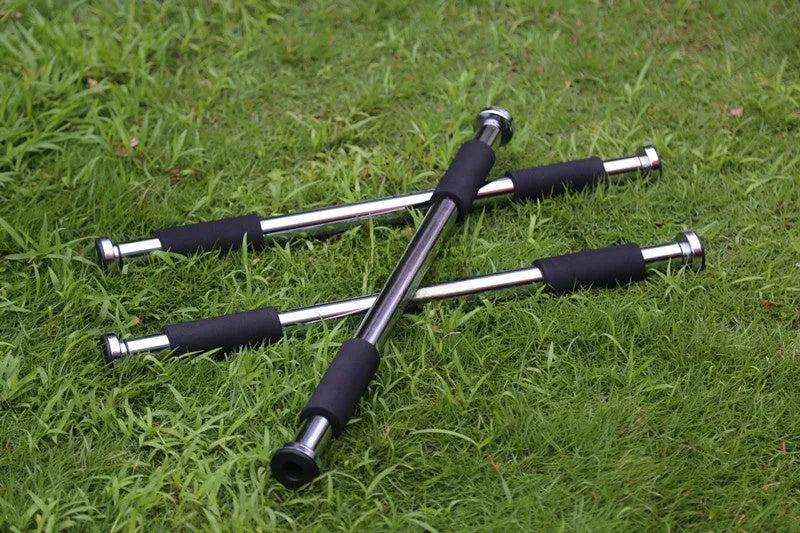 Adjustable steel pull-up bar extended to maximum 100cm width for door frame installation