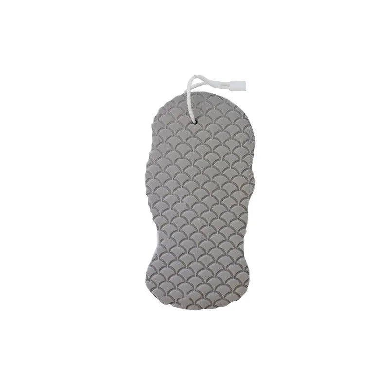 3D fish scale pattern bath sponge in white, grey, pink or light blue colours for body exfoliation