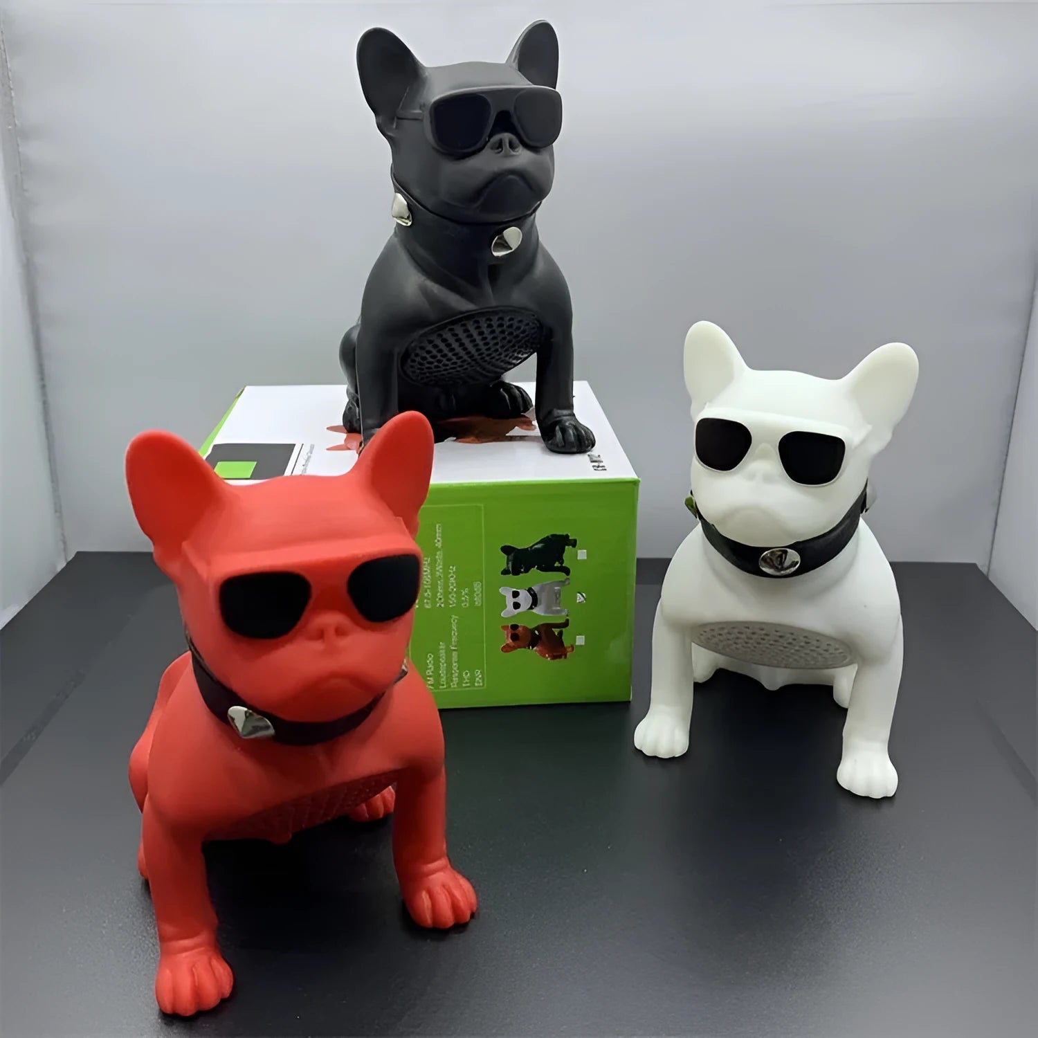 Mini full body bulldog Bluetooth speaker in black red or white with 3W power
