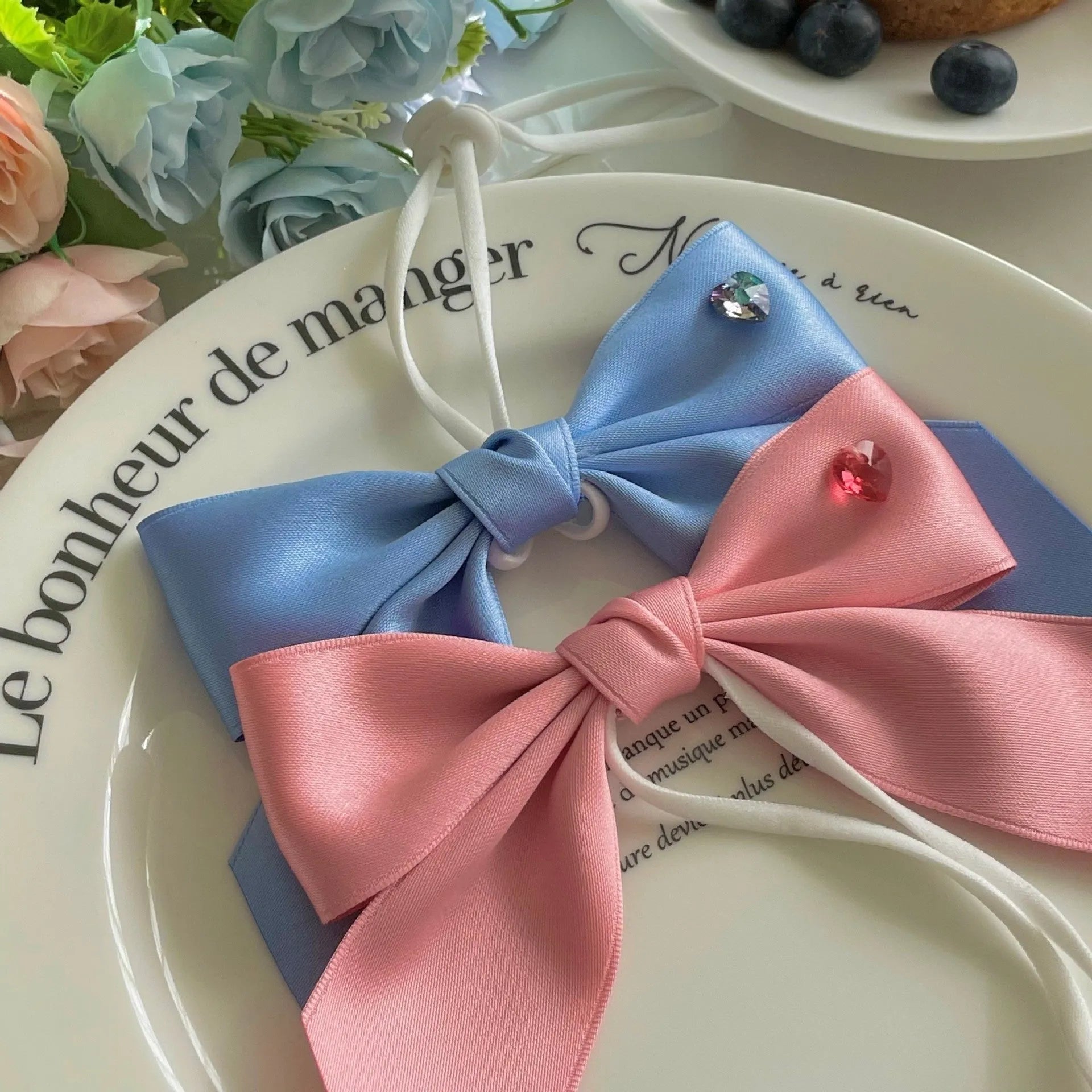 Princess style dog hair band with adjustable bow on polyester cotton ribbon