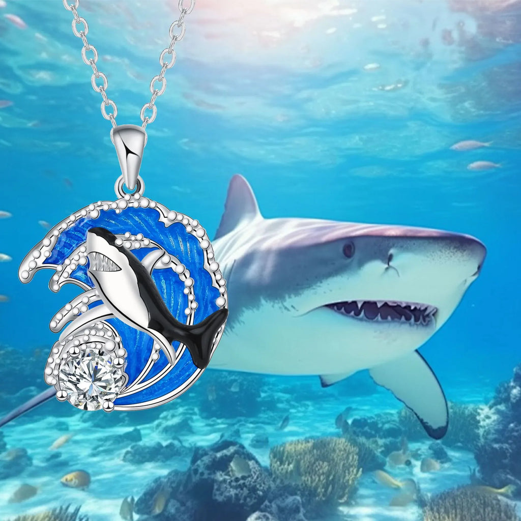 Shark pendant necklace for women with adjustable 41-50cm copper chain