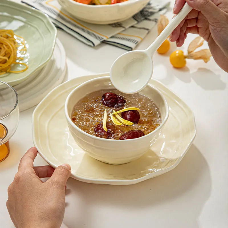Solid colour ceramic tableware set of seven pieces with modern Japanese style design