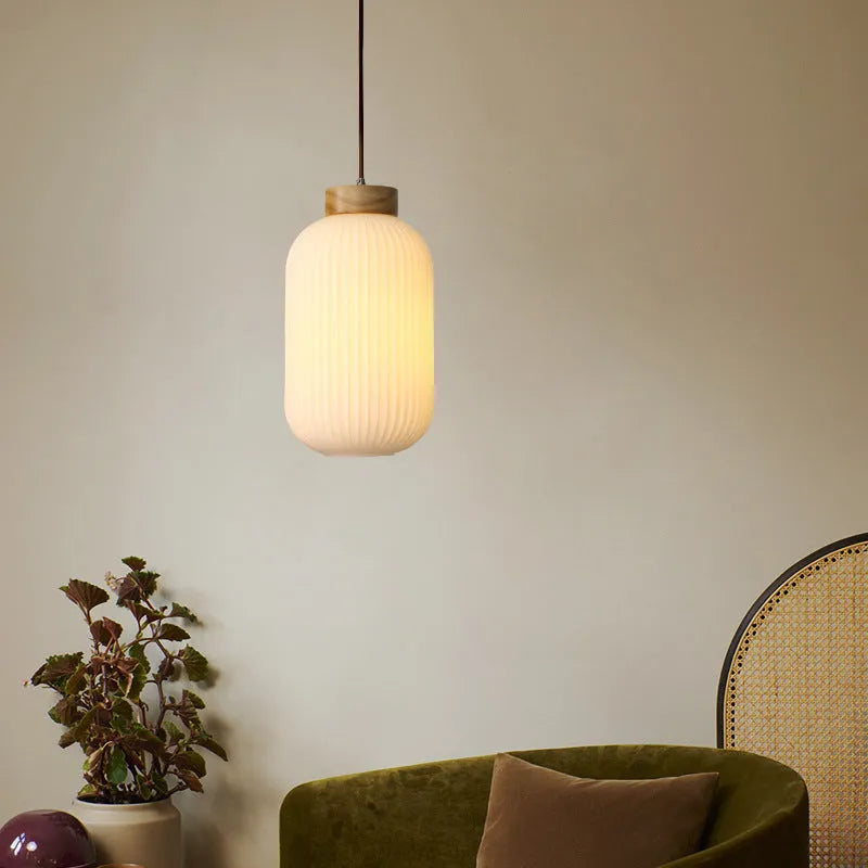 Retro Nordic-style wooden pendant light or art chandelier for a bedroom.