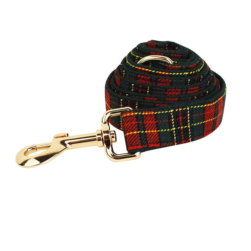 Christmas plaid pet collar and rope lead suit with green background, bow, dog vest, and optional bag