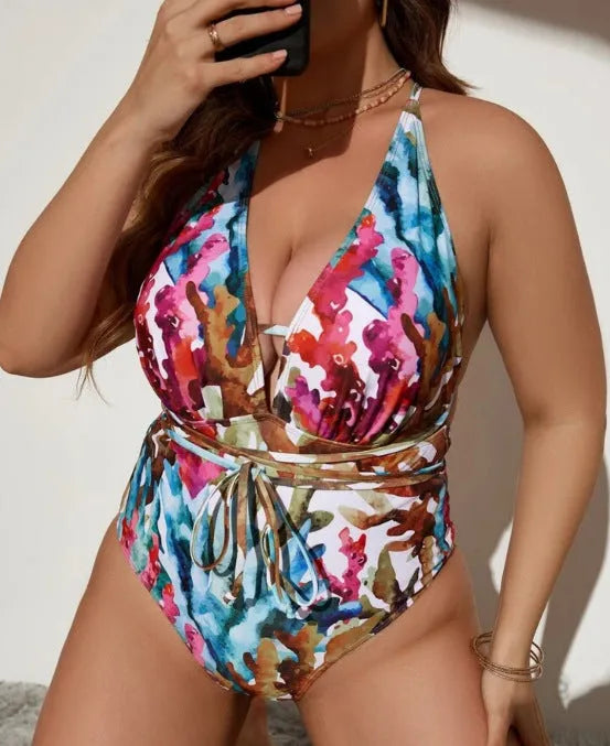 Solid colour halter bikini swimsuit for women in blue or purple