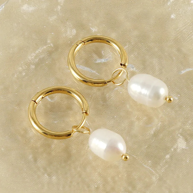 Geometric stainless steel women's earrings with pearl detail in gold electroplated finish