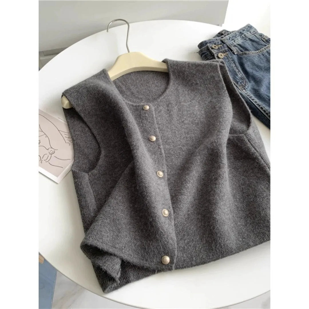 Women's casual polyester pullover vest in six colours, shown with half-length sleeves.