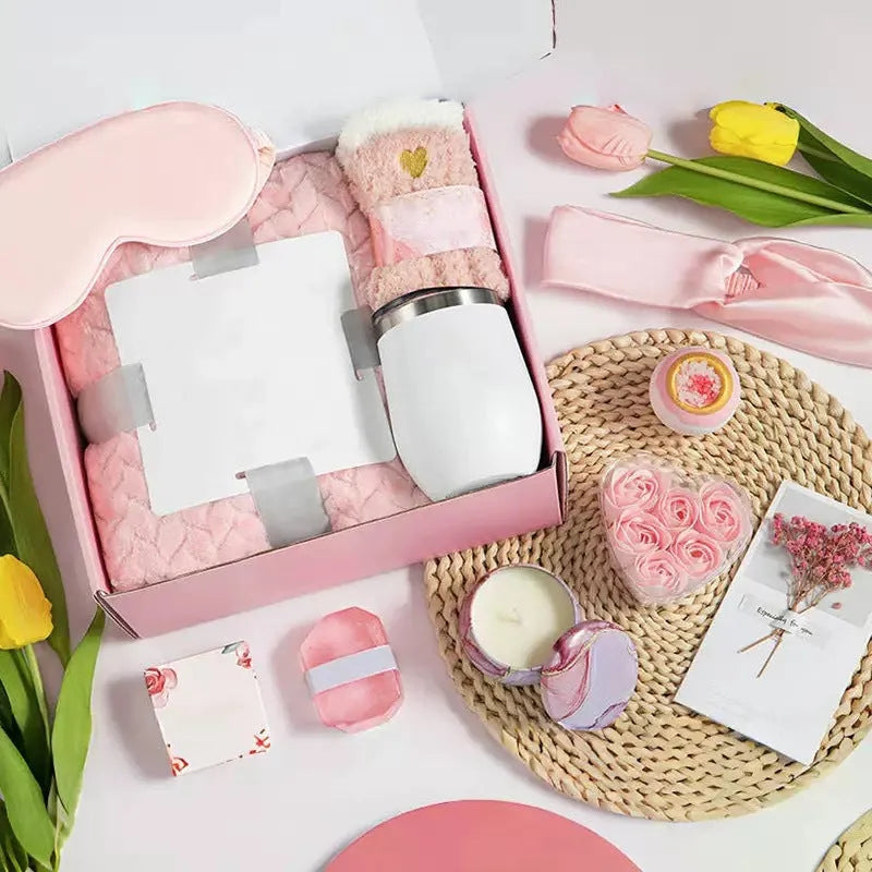 Soy wax aromatherapy candle gift set in modern box with multiple colour options