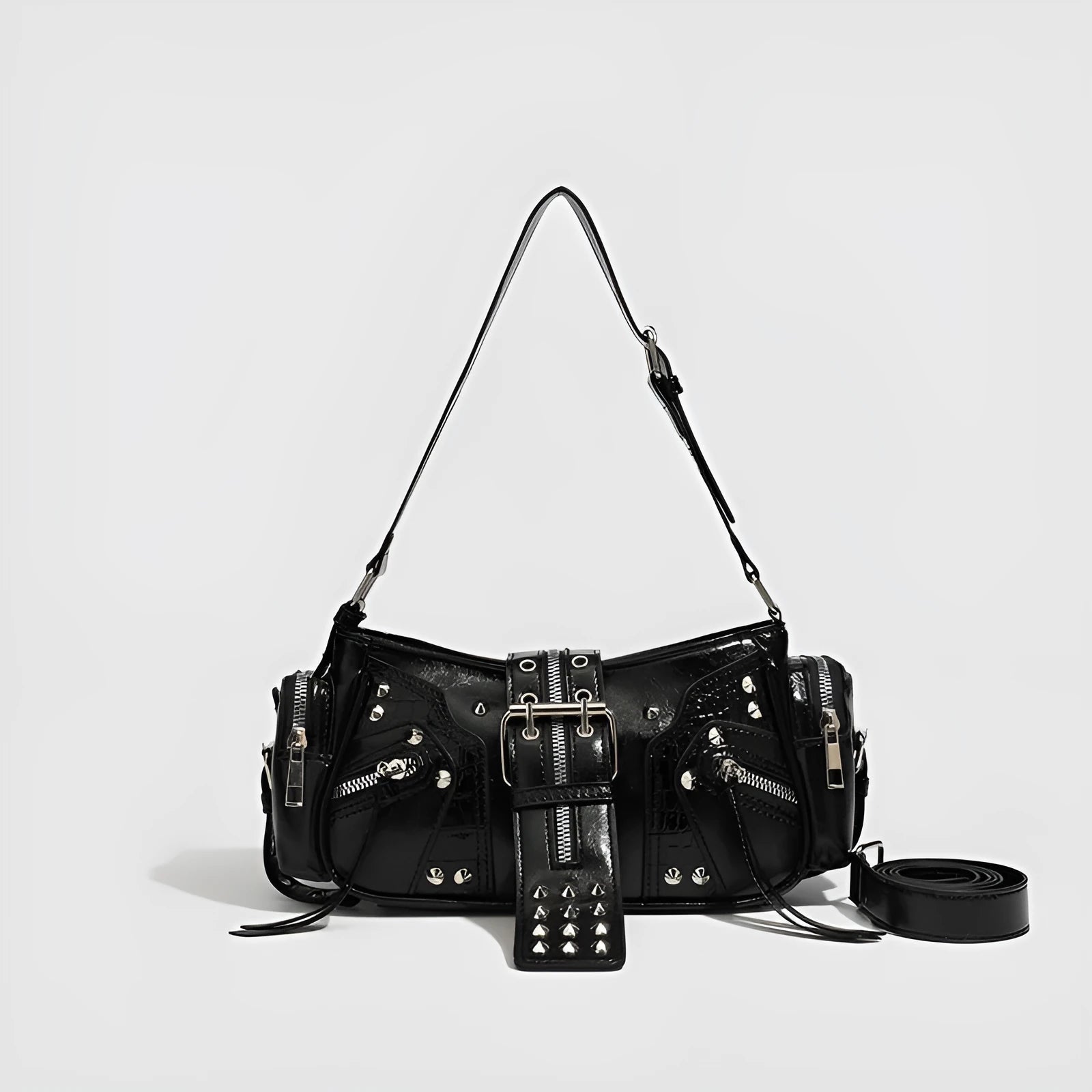Black dumpling-shaped retro handbag with oil wax leather finish and vintage European styling