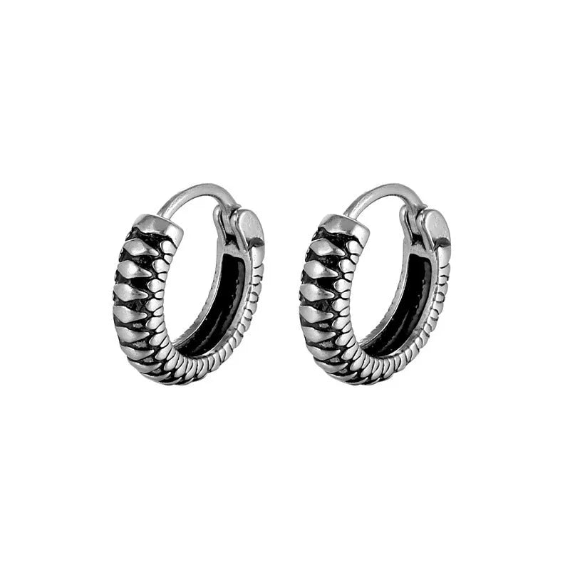 Round geometric retro twist earrings in titanium steel with stripe pattern, silver colour