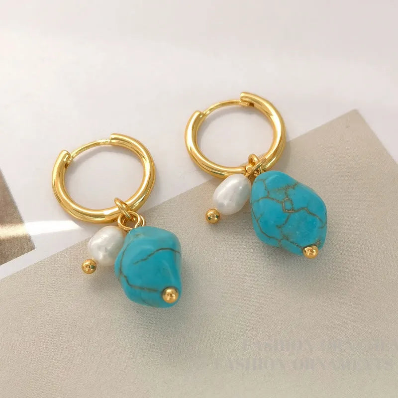 Geometric copper clip earrings with irregular turquoise stones and cultured pearls in European style