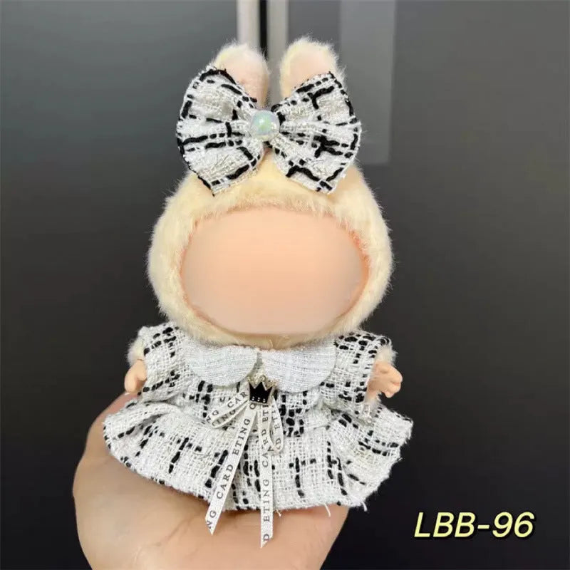 LBB series plastic doll costume for 17 cm vinyl figurines on a display model