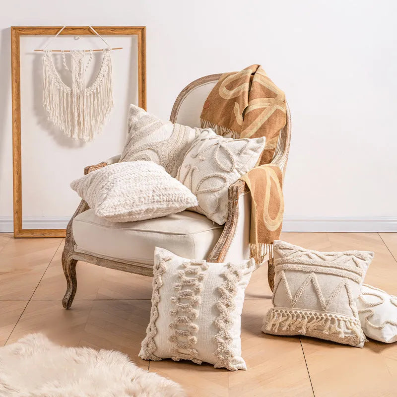 Knitted tassel sofa cushion cover in spiral dots pattern with pp cotton filler