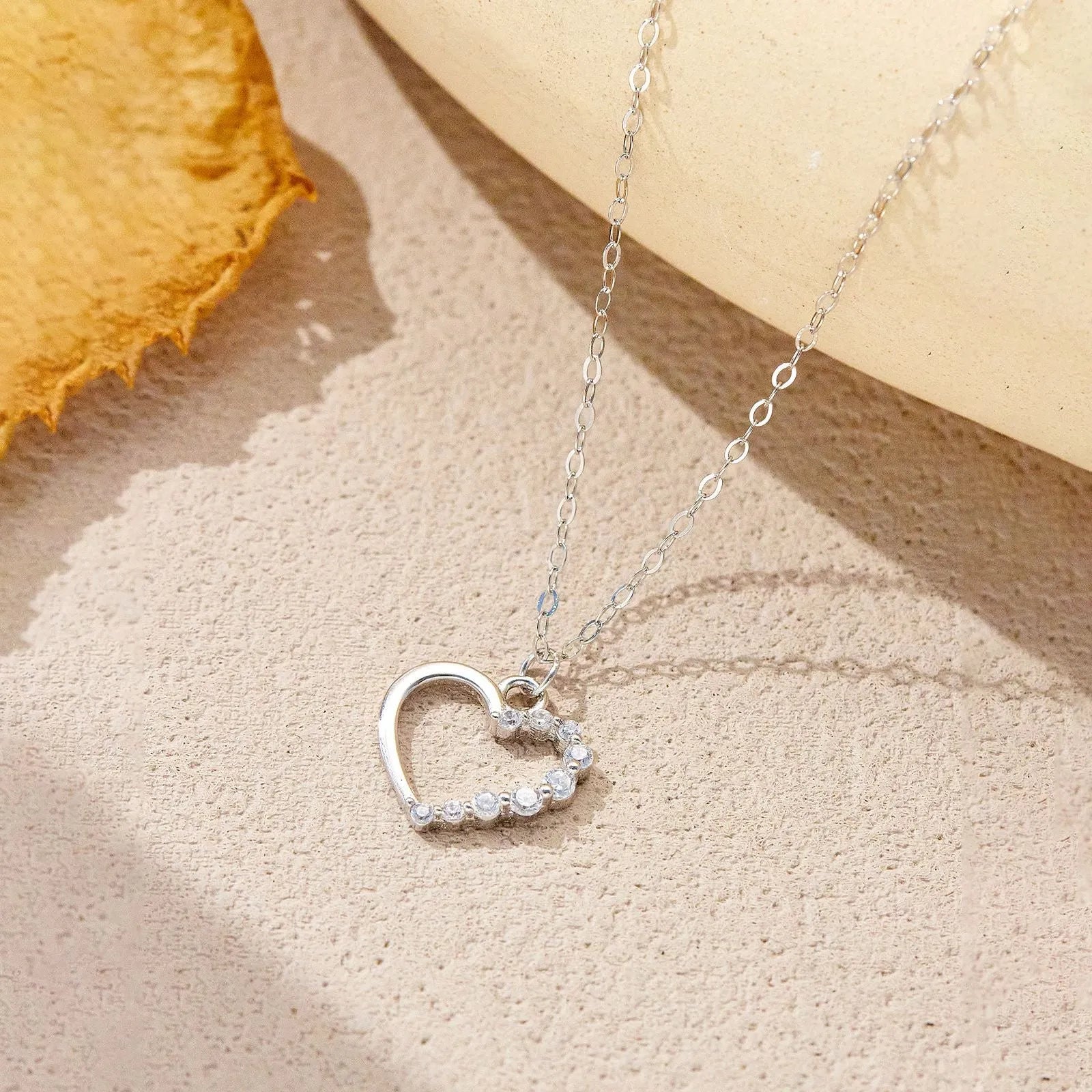 S925 sterling silver hollow heart necklace with circle pendant on regular chain