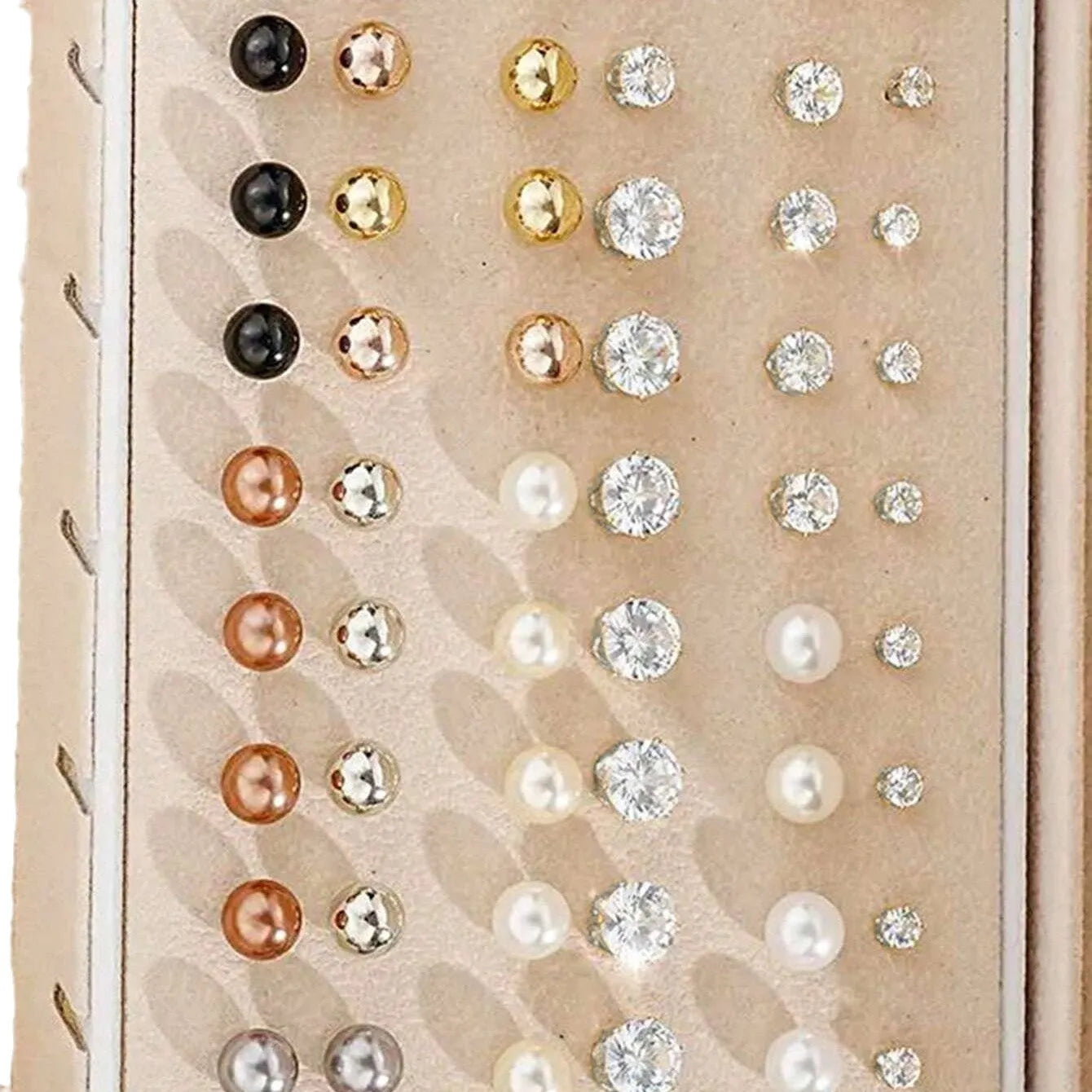 108 geometric alloy earrings in gold and yellow colours with round pearl-like elements