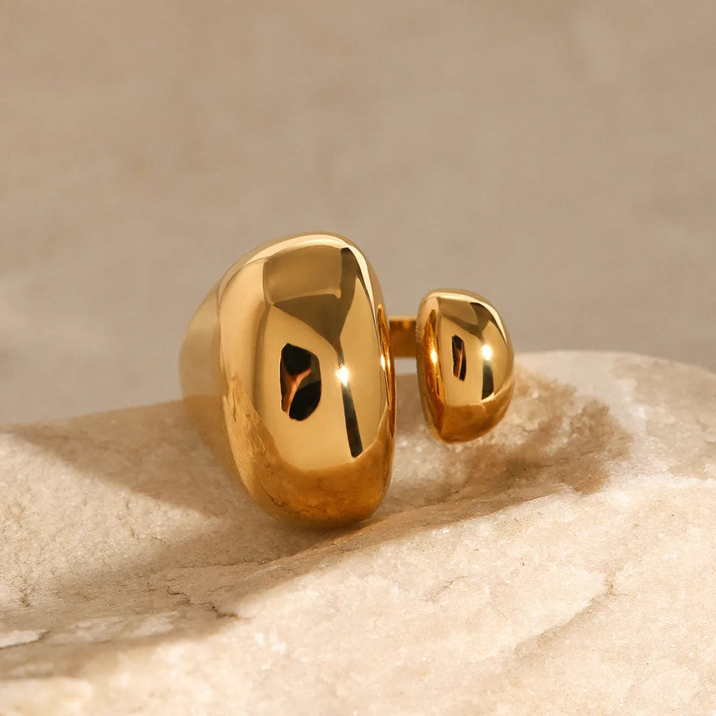 Geometric stainless steel open ring for women with electroplated finish