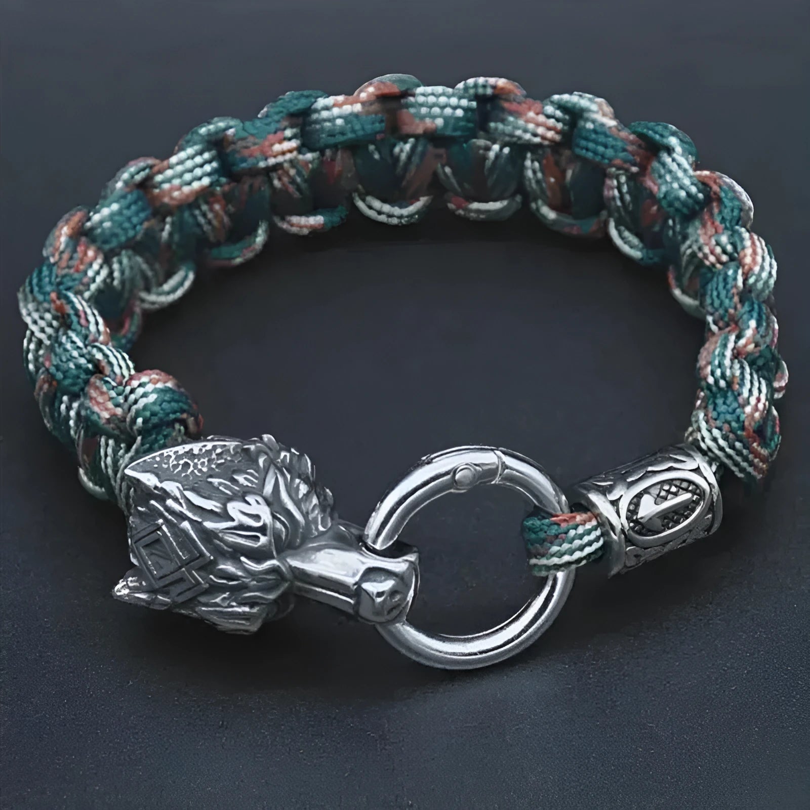 Stainless steel wolf head bracelet with Luen character design in camouflage colour