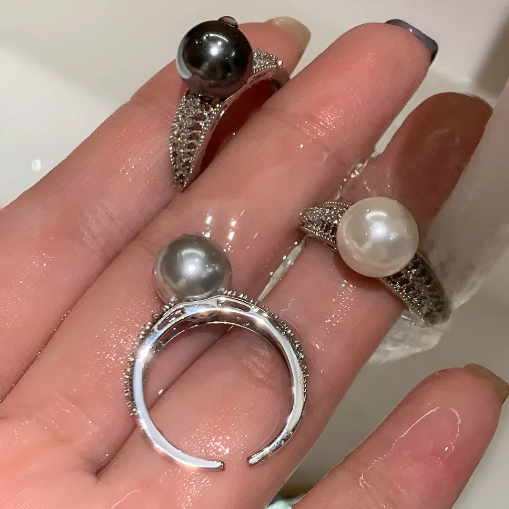 Adjustable opening copper ring with geometric shape and black pearl accents for women