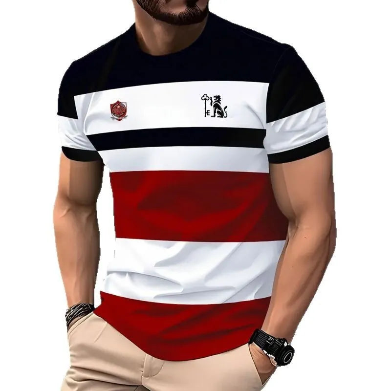 Man wearing a loose-fit short-sleeved T-shirt with a digital 3D striped print.