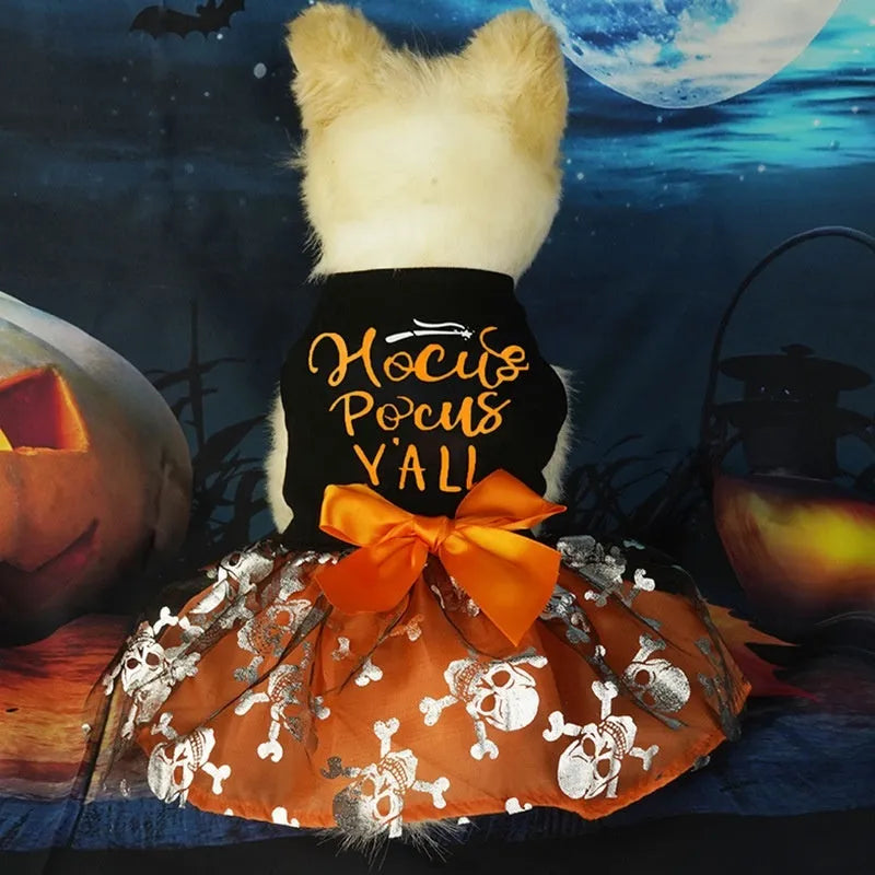 Black Halloween skull pet costume in polyester, princess style, available in sizes S, M, L, and XL for dogs and cats.