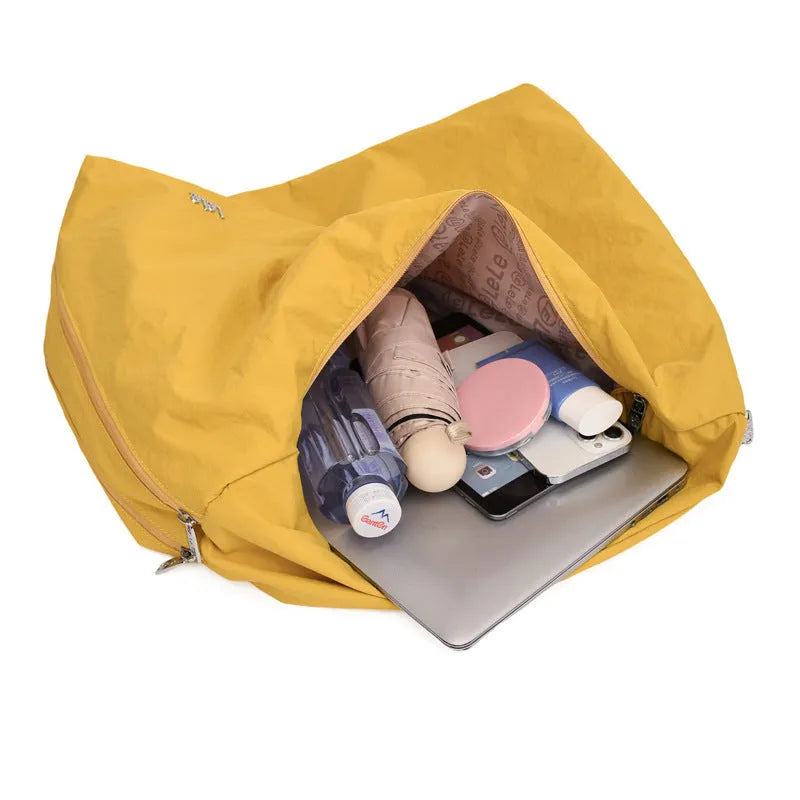 Women's heart-shaped nylon underarm bag in black, blue, khaki or yellow colour with large capacity